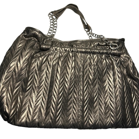 Charming Charlies Metalic Pewter Rouched Slouchy Soft Chain Detail Handles - Picture 3 of 12